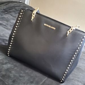 Michel kors purse